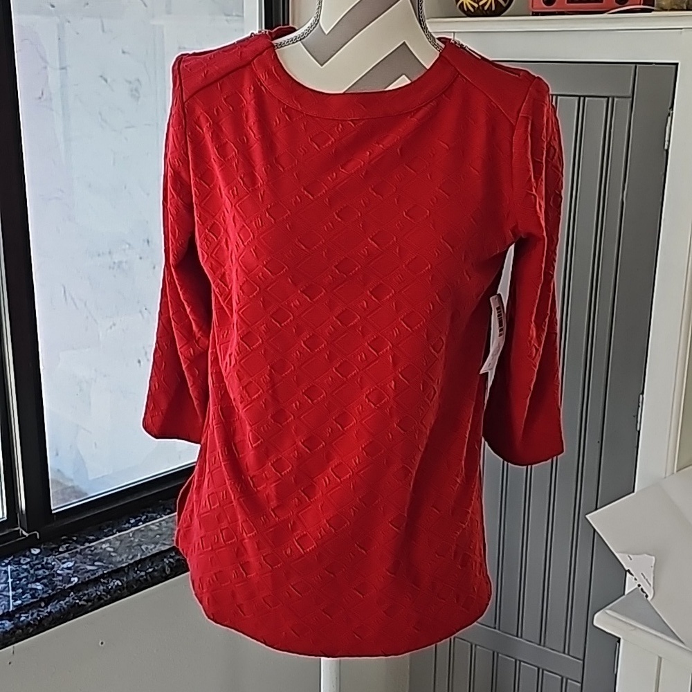 Chico's red top size 1 NWT